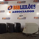 LOTE 007 - 01 IMPRESSORA DE CHEQUES E 03 LEITORES DE CÓDIGO DE BARRAS MARCAS E MODELOS DIVERSOS. (NO ESTADO) ATENÇÃO! FAZER A VISITAÇÃO ANTES DE ARREMATAR, NÃO SABEMOS SE FUNCIONA. LEILÃO NÃO TEM GARANTIA E NEM DEVOLUÇÃO, SUJEITO A POSSÍVEIS AVARIAS VISÍVEIS/OCULTAS E/OU AUSÊNCIA DE COMPONENTES.