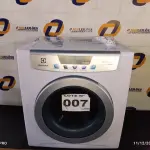 LOTE 007 - 01 - SECADORA DE ROUPAS ELECTROLUX SVP11 COMPACTA TURBO 10,5KG - 220V (NO ESTADO, NÃO SABEMOS SE FUNCIONA. LEILÃO NÃO TEM GARANTIA E NEM DEVOLUÇÃO, SUJEITO A POSSÍVEIS AVARIAS VISÍVEIS/OCULTAS E/OU AUSÊNCIA DE COMPONENTES)