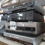 LOTE 094 - 03 VIDEOCASSETES E 01 APARELHO DE DVD MARCAS E MODELOS DIVERSOS. (NO ESTADO) ATENÇÃO! FAZER A VISITAÇÃO ANTES DE ARREMATAR, NÃO SABEMOS SE FUNCIONA. LEILÃO NÃO TEM GARANTIA E NEM DEVOLUÇÃO, SUJEITO A POSSÍVEIS AVARIAS VISÍVEIS/OCULTAS E/OU AUSÊNCIA DE COMPONENTES.