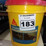 LOTE 183 - 01 BALDE DE SIKANOL ALVENARIA, ADITIVO PLASTIFICANTE PARA ARGAMASSA DE ASSENTAMENTO E REBOCO 18L. (NO ESTADO) ATENÇÃO! FAZER A VISITAÇÃO ANTES DE ARREMATAR, NÃO SABEMOS SE FUNCIONA. LEILÃO NÃO TEM GARANTIA E NEM DEVOLUÇÃO, SUJEITO A POSSÍVEIS AVARIAS VISÍVEIS/OCULTAS E/OU AUSÊNCIA DE COMPONENTES.