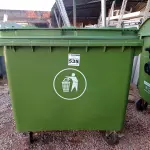 LOTE 535 - 01 CONTAINER HDPE EN-840 660L. (NO ESTADO) ATENÇÃO! FAZER A VISITAÇÃO ANTES DE ARREMATAR, NÃO SABEMOS SE FUNCIONA. LEILÃO NÃO TEM GARANTIA E NEM DEVOLUÇÃO, SUJEITO A POSSÍVEIS AVARIAS VISÍVEIS/OCULTAS E/OU AUSÊNCIA DE COMPONENTES.