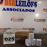 LOTE 025 - 01 LOTE COM APROXIMADAMENTE 80 LÂMPADAS DICROICA 1W 220V. (NO ESTADO) ATENÇÃO! FAZER A VISITAÇÃO ANTES DE ARREMATAR, NÃO SABEMOS SE FUNCIONA. LEILÃO NÃO TEM GARANTIA E NEM DEVOLUÇÃO, SUJEITO A POSSÍVEIS AVARIAS VISÍVEIS/OCULTAS E/OU AUSÊNCIA DE COMPONENTES.