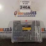 LOTE 240 - 01 KIT DE BROCAS DIVERSAS. (NO ESTADO) ATENÇÃO! FAZER A VISITAÇÃO ANTES DE ARREMATAR, NÃO SABEMOS SE FUNCIONA. LEILÃO NÃO TEM GARANTIA E NEM DEVOLUÇÃO, SUJEITO A POSSÍVEIS AVARIAS VISÍVEIS/OCULTAS E/OU AUSÊNCIA DE COMPONENTES.