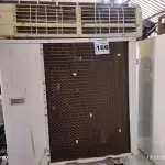 LOTE 166 - 01 AR CONDICIONADO MARCA ELECTROLUX 24000BTU. (NO ESTADO) ATENÇÃO! FAZER A VISITAÇÃO ANTES DE ARREMATAR, NÃO SABEMOS SE FUNCIONA. LEILÃO NÃO TEM GARANTIA E NEM DEVOLUÇÃO, SUJEITO A POSSÍVEIS AVARIAS VISÍVEIS/OCULTAS E/OU AUSÊNCIA DE COMPONENTES.