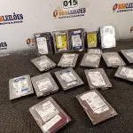 LOTE 015 - 01 LOTE COM VÁRIOS HARD DISC MARCAS E MODELOS DIVERSOS. (NO ESTADO) ATENÇÃO! FAZER A VISITAÇÃO ANTES DE ARREMATAR, NÃO SABEMOS SE FUNCIONA. LEILÃO NÃO TEM GARANTIA E NEM DEVOLUÇÃO, SUJEITO A POSSÍVEIS AVARIAS VISÍVEIS/OCULTAS E/OU AUSÊNCIA DE COMPONENTES.