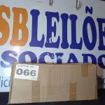 LOTE 066 - 56 – SUPORTES CELULAR PARA MOTOS(APROXIMADAMENTE) (NO ESTADO, NÃO SABEMOS SE FUNCIONA. LEILÃO NÃO TEM GARANTIA E NEM DEVOLUÇÃO, SUJEITO A POSSÍVEIS AVARIAS VISÍVEIS/OCULTAS E/OU AUSÊNCIA DE COMPONENTES)
