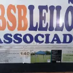 LOTE 140 - 01 - TENDA GAZEBO SANFONADO ARTICULADA 2X2 (NO ESTADO, NÃO SABEMOS SE FUNCIONA. LEILÃO NÃO TEM GARANTIA E NEM DEVOLUÇÃO, SUJEITO A POSSÍVEIS AVARIAS VISÍVEIS/OCULTAS E/OU AUSÊNCIA DE COMPONENTES)