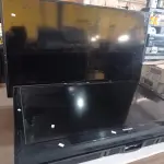 LOTE 122 - 02 TV’S MARCAS E MODELOS DIVERSOS PARA RETIRADA DE PEÇAS. (NO ESTADO) ATENÇÃO! FAZER A VISITAÇÃO ANTES DE ARREMATAR, NÃO SABEMOS SE FUNCIONA. LEILÃO NÃO TEM GARANTIA E NEM DEVOLUÇÃO, SUJEITO A POSSÍVEIS AVARIAS VISÍVEIS/OCULTAS E/OU AUSÊNCIA DE COMPONENTES.
