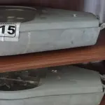 LOTE 315 - 02 LUMINÁRIAS PÚBLICAS DE POSTE. (NO ESTADO) ATENÇÃO! FAZER A VISITAÇÃO ANTES DE ARREMATAR, NÃO SABEMOS SE FUNCIONA. LEILÃO NÃO TEM GARANTIA E NEM DEVOLUÇÃO, SUJEITO A POSSÍVEIS AVARIAS VISÍVEIS/OCULTAS E/OU AUSÊNCIA DE COMPONENTES.