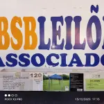 LOTE 120 - 01 - TENDA GAZEBO SANFONADO ARTICULADA 2X2 (NO ESTADO, NÃO SABEMOS SE FUNCIONA. LEILÃO NÃO TEM GARANTIA E NEM DEVOLUÇÃO, SUJEITO A POSSÍVEIS AVARIAS VISÍVEIS/OCULTAS E/OU AUSÊNCIA DE COMPONENTES)