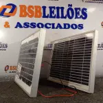 LOTE 341 - 02 PAINÉIS SOLARES 18V 10W.  (NO ESTADO) ATENÇÃO! FAZER A VISITAÇÃO ANTES DE ARREMATAR, NÃO SABEMOS SE FUNCIONA. LEILÃO NÃO TEM GARANTIA E NEM DEVOLUÇÃO, SUJEITO A POSSÍVEIS AVARIAS VISÍVEIS/OCULTAS E/OU AUSÊNCIA DE COMPONENTES.