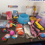 LOTE 230 - 01 LOTE COM VÁRIOS ACESSÓRIOS PARA PET’S. (NO ESTADO) ATENÇÃO! FAZER A VISITAÇÃO ANTES DE ARREMATAR, NÃO SABEMOS SE FUNCIONA. LEILÃO NÃO TEM GARANTIA E NEM DEVOLUÇÃO, SUJEITO A POSSÍVEIS AVARIAS VISÍVEIS/OCULTAS E/OU AUSÊNCIA DE COMPONENTES.