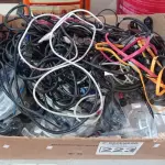 LOTE 223 - 01 LOTE COM CABOS DIVERSOS. (NO ESTADO) ATENÇÃO! FAZER A VISITAÇÃO ANTES DE ARREMATAR, NÃO SABEMOS SE FUNCIONA. LEILÃO NÃO TEM GARANTIA E NEM DEVOLUÇÃO, SUJEITO A POSSÍVEIS AVARIAS VISÍVEIS/OCULTAS E/OU AUSÊNCIA DE COMPONENTES.
