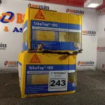 LOTE 243 - 02 CAIXAS DE SIKA TOP-100, REVESTIMENTO IMPERMEABILIZANTE SEMI-FLEXIVEL 18KG. (NO ESTADO) ATENÇÃO! FAZER A VISITAÇÃO ANTES DE ARREMATAR, NÃO SABEMOS SE FUNCIONA. LEILÃO NÃO TEM GARANTIA E NEM DEVOLUÇÃO, SUJEITO A POSSÍVEIS AVARIAS VISÍVEIS/OCULTAS E/OU AUSÊNCIA DE COMPONENTES.