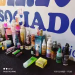 LOTE 121 - 50 – COSMÉTICOS VARIADOS (APROXIMADAMENTE)(NO ESTADO, NÃO SABEMOS SE FUNCIONA. LEILÃO NÃO TEM GARANTIA E NEM DEVOLUÇÃO, SUJEITO A POSSÍVEIS AVARIAS VISÍVEIS/OCULTAS E/OU AUSÊNCIA DE COMPONENTES)