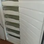 LOTE 284 - 01 FREEZER VERTICAL MARCA BRASTEMP 220V. (NO ESTADO) ATENÇÃO! FAZER A VISITAÇÃO ANTES DE ARREMATAR, NÃO SABEMOS SE FUNCIONA. LEILÃO NÃO TEM GARANTIA E NEM DEVOLUÇÃO, SUJEITO A POSSÍVEIS AVARIAS VISÍVEIS/OCULTAS E/OU AUSÊNCIA DE COMPONENTES.