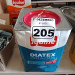 LOTE 205 - 01 LATA DE TINTA IQUINE DIATEX PINTA MAIS 18L NA COR VERDE PISCINA. (NO ESTADO) ATENÇÃO! FAZER A VISITAÇÃO ANTES DE ARREMATAR, NÃO SABEMOS SE FUNCIONA. LEILÃO NÃO TEM GARANTIA E NEM DEVOLUÇÃO, SUJEITO A POSSÍVEIS AVARIAS VISÍVEIS/OCULTAS E/OU AUSÊNCIA DE COMPONENTES.