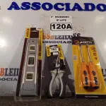 LOTE 120 - 01 ALICATE DE BICO 6”, 01 KIT DE CHAVE FENDA/PHILIPS 02 PEÇAS E 01 NÍVEL DE MÃO. (NO ESTADO) ATENÇÃO! FAZER A VISITAÇÃO ANTES DE ARREMATAR, NÃO SABEMOS SE FUNCIONA. LEILÃO NÃO TEM GARANTIA E NEM DEVOLUÇÃO, SUJEITO A POSSÍVEIS AVARIAS VISÍVEIS/OCULTAS E/OU AUSÊNCIA DE COMPONENTES.