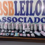 LOTE 123 - 90 - MAMADEIRAS, CHUPETAS E BICOS DIVERSOS (NO ESTADO, NÃO SABEMOS SE FUNCIONA. LEILÃO NÃO TEM GARANTIA E NEM DEVOLUÇÃO, SUJEITO A POSSÍVEIS AVARIAS VISÍVEIS/OCULTAS E/OU AUSÊNCIA DE COMPONENTES)