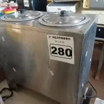 LOTE 280 - 01 CAFETEIRA MARCA MONARCHA. (NO ESTADO) ATENÇÃO! FAZER A VISITAÇÃO ANTES DE ARREMATAR, NÃO SABEMOS SE FUNCIONA. LEILÃO NÃO TEM GARANTIA E NEM DEVOLUÇÃO, SUJEITO A POSSÍVEIS AVARIAS VISÍVEIS/OCULTAS E/OU AUSÊNCIA DE COMPONENTES.