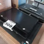 LOTE 309 - 04 MONITORES E 01 COMPUTADOR ALL IN ONE MARCAS E MODELOS DIVERSOS PARA RETIRADA DE PEÇAS. (NO ESTADO) ATENÇÃO! FAZER A VISITAÇÃO ANTES DE ARREMATAR, NÃO SABEMOS SE FUNCIONA. LEILÃO NÃO TEM GARANTIA E NEM DEVOLUÇÃO, SUJEITO A POSSÍVEIS AVARIAS VISÍVEIS/OCULTAS E/OU AUSÊNCIA DE COMPONENTES.
