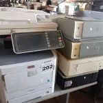 LOTE 202 - 01 LOTE DE IMPRESSORAS  MODELOS DIVERSOS PARA RETIRADA DE PEÇAS. (NO ESTADO) ATENÇÃO! FAZER A VISITAÇÃO ANTES DE ARREMATAR, NÃO SABEMOS SE FUNCIONA. LEILÃO NÃO TEM GARANTIA E NEM DEVOLUÇÃO, SUJEITO A POSSÍVEIS AVARIAS VISÍVEIS/OCULTAS E/OU AUSÊNCIA DE COMPONENTES.