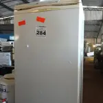 LOTE 284 - 01 FREEZER VERTICAL MARCA BRASTEMP 220V. (NO ESTADO) ATENÇÃO! FAZER A VISITAÇÃO ANTES DE ARREMATAR, NÃO SABEMOS SE FUNCIONA. LEILÃO NÃO TEM GARANTIA E NEM DEVOLUÇÃO, SUJEITO A POSSÍVEIS AVARIAS VISÍVEIS/OCULTAS E/OU AUSÊNCIA DE COMPONENTES.