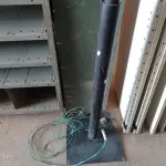 LOTE 334 - 01 POSTE DE ILUMINAÇÃO PARA JARDIM. (NO ESTADO) ATENÇÃO! FAZER A VISITAÇÃO ANTES DE ARREMATAR, NÃO SABEMOS SE FUNCIONA. LEILÃO NÃO TEM GARANTIA E NEM DEVOLUÇÃO, SUJEITO A POSSÍVEIS AVARIAS VISÍVEIS/OCULTAS E/OU AUSÊNCIA DE COMPONENTES.