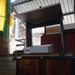 LOTE 388 - 04 MESAS DIVERSAS, 01 GAVETEIRO COM 04 GAVETAS E 01 QUADRO DE CHAVES EM ALUMÍNIO. (NO ESTADO) ATENÇÃO! FAZER A VISITAÇÃO ANTES DE ARREMATAR, NÃO SABEMOS SE FUNCIONA. LEILÃO NÃO TEM GARANTIA E NEM DEVOLUÇÃO, SUJEITO A POSSÍVEIS AVARIAS VISÍVEIS/OCULTAS E/OU AUSÊNCIA DE COMPONENTES.