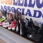 LOTE 160 - 14 – CALÇADOS FEMININOS VARIADOS (NO ESTADO, NÃO SABEMOS SE FUNCIONA. LEILÃO NÃO TEM GARANTIA E NEM DEVOLUÇÃO, SUJEITO A POSSÍVEIS AVARIAS VISÍVEIS/OCULTAS E/OU AUSÊNCIA DE COMPONENTES)