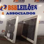 LOTE 381 - 02 PAINÉIS SOLARES 18V 10W.  (NO ESTADO) ATENÇÃO! FAZER A VISITAÇÃO ANTES DE ARREMATAR, NÃO SABEMOS SE FUNCIONA. LEILÃO NÃO TEM GARANTIA E NEM DEVOLUÇÃO, SUJEITO A POSSÍVEIS AVARIAS VISÍVEIS/OCULTAS E/OU AUSÊNCIA DE COMPONENTES.