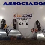 LOTE 030 - 03 ESPÁTULAS. (NO ESTADO) ATENÇÃO! FAZER A VISITAÇÃO ANTES DE ARREMATAR, NÃO SABEMOS SE FUNCIONA. LEILÃO NÃO TEM GARANTIA E NEM DEVOLUÇÃO, SUJEITO A POSSÍVEIS AVARIAS VISÍVEIS/OCULTAS E/OU AUSÊNCIA DE COMPONENTES.