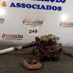 LOTE 249 - 01 TALHA MANUAL DE CORRENTE. (NO ESTADO) ATENÇÃO! FAZER A VISITAÇÃO ANTES DE ARREMATAR, NÃO SABEMOS SE FUNCIONA. LEILÃO NÃO TEM GARANTIA E NEM DEVOLUÇÃO, SUJEITO A POSSÍVEIS AVARIAS VISÍVEIS/OCULTAS E/OU AUSÊNCIA DE COMPONENTES.