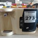 LOTE 273 - 01 PURIFICADOR DE ÁGUA REFRIGERADO MARCA EUROPA 220V. (NO ESTADO) ATENÇÃO! FAZER A VISITAÇÃO ANTES DE ARREMATAR, NÃO SABEMOS SE FUNCIONA. LEILÃO NÃO TEM GARANTIA E NEM DEVOLUÇÃO, SUJEITO A POSSÍVEIS AVARIAS VISÍVEIS/OCULTAS E/OU AUSÊNCIA DE COMPONENTES.