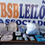 LOTE 157 - 25 – ENXOVAIS DE BEBÊ DIVERSOS (APROXIMADAMENTE) (NO ESTADO, NÃO SABEMOS SE FUNCIONA. LEILÃO NÃO TEM GARANTIA E NEM DEVOLUÇÃO, SUJEITO A POSSÍVEIS AVARIAS VISÍVEIS/OCULTAS E/OU AUSÊNCIA DE COMPONENTES)