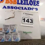 LOTE 143 - 01 LOTE COM APROXIMADAMENTE 80 LÂMPADAS DICROICA 1W 220V. (NO ESTADO) ATENÇÃO! FAZER A VISITAÇÃO ANTES DE ARREMATAR, NÃO SABEMOS SE FUNCIONA. LEILÃO NÃO TEM GARANTIA E NEM DEVOLUÇÃO, SUJEITO A POSSÍVEIS AVARIAS VISÍVEIS/OCULTAS E/OU AUSÊNCIA DE COMPONENTES.