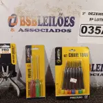 LOTE 035 - 01 MINI ALICATE UNIVERSAL 4”, 01 JOGO DE CHAVES FENDA/PHILIPS 02 PEÇAS E 01 KIT DE CHAVES TORX. (NO ESTADO) ATENÇÃO! FAZER A VISITAÇÃO ANTES DE ARREMATAR, NÃO SABEMOS SE FUNCIONA. LEILÃO NÃO TEM GARANTIA E NEM DEVOLUÇÃO, SUJEITO A POSSÍVEIS AVARIAS VISÍVEIS/OCULTAS E/OU AUSÊNCIA DE COMPONENTES.