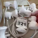 LOTE 221 - 07 CHUVEIROS MARCAS E MODELOS DIVERSOS. (NO ESTADO) ATENÇÃO! FAZER A VISITAÇÃO ANTES DE ARREMATAR, NÃO SABEMOS SE FUNCIONA. LEILÃO NÃO TEM GARANTIA E NEM DEVOLUÇÃO, SUJEITO A POSSÍVEIS AVARIAS VISÍVEIS/OCULTAS E/OU AUSÊNCIA DE COMPONENTES.