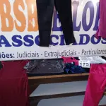 LOTE 175 - 40 – PEÇAS DE ROUPAS FEMININAS (APROXIMADAMENTE) (NO ESTADO, NÃO SABEMOS SE FUNCIONA. LEILÃO NÃO TEM GARANTIA E NEM DEVOLUÇÃO, SUJEITO A POSSÍVEIS AVARIAS VISÍVEIS/OCULTAS E/OU AUSÊNCIA DE COMPONENTES)