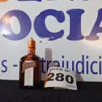 LOTE 280 - 01 - LICOR COINTREAU 700 ML (NO ESTADO, NÃO SABEMOS SE FUNCIONA. LEILÃO NÃO TEM GARANTIA E NEM DEVOLUÇÃO, SUJEITO A POSSÍVEIS AVARIAS VISÍVEIS/OCULTAS E/OU AUSÊNCIA DE COMPONENTES)