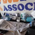LOTE 267 - 20 – ITENS DE CUIDADOS PESSOAIS (APROXIMADAMENTE)(NO ESTADO, NÃO SABEMOS SE FUNCIONA. LEILÃO NÃO TEM GARANTIA E NEM DEVOLUÇÃO, SUJEITO A POSSÍVEIS AVARIAS VISÍVEIS/OCULTAS E/OU AUSÊNCIA DE COMPONENTES)