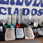 LOTE 251 - 56 – UTENSÍLIOS PARA COZINHA DIVERSOS (APROXIMADAMENTE)(NO ESTADO, NÃO SABEMOS SE FUNCIONA. LEILÃO NÃO TEM GARANTIA E NEM DEVOLUÇÃO, SUJEITO A POSSÍVEIS AVARIAS VISÍVEIS/OCULTAS E/OU AUSÊNCIA DE COMPONENTES)