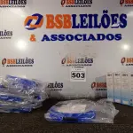 LOTE 503 - 04 TERMÔMETROS INFRAVERMELHO E 10 MASCARAS. (NO ESTADO) ATENÇÃO! FAZER A VISITAÇÃO ANTES DE ARREMATAR, NÃO SABEMOS SE FUNCIONA. LEILÃO NÃO TEM GARANTIA E NEM DEVOLUÇÃO, SUJEITO A POSSÍVEIS AVARIAS VISÍVEIS/OCULTAS E/OU AUSÊNCIA DE COMPONENTES.