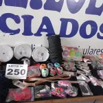 LOTE 250 - 40 – ITENS DE ARMARINHO DIVERSOS (APROXIMADAMENTE) (NO ESTADO, NÃO SABEMOS SE FUNCIONA. LEILÃO NÃO TEM GARANTIA E NEM DEVOLUÇÃO, SUJEITO A POSSÍVEIS AVARIAS VISÍVEIS/OCULTAS E/OU AUSÊNCIA DE COMPONENTES)