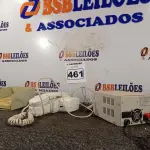 LOTE 461 - 01 INTERFONE E 01 FONTE DE ALIMENTAÇÃO. (NO ESTADO) ATENÇÃO! FAZER A VISITAÇÃO ANTES DE ARREMATAR, NÃO SABEMOS SE FUNCIONA. LEILÃO NÃO TEM GARANTIA E NEM DEVOLUÇÃO, SUJEITO A POSSÍVEIS AVARIAS VISÍVEIS/OCULTAS E/OU AUSÊNCIA DE COMPONENTES.