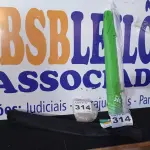 LOTE 314 - 01 - GUARDA SOL 1.60 ALUMÍNIO (NO ESTADO, NÃO SABEMOS SE FUNCIONA. LEILÃO NÃO TEM GARANTIA E NEM DEVOLUÇÃO, SUJEITO A POSSÍVEIS AVARIAS VISÍVEIS/OCULTAS E/OU AUSÊNCIA DE COMPONENTES)