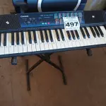LOTE 497 - 01 TECLADO CASSIO. (NO ESTADO) ATENÇÃO! FAZER A VISITAÇÃO ANTES DE ARREMATAR, NÃO SABEMOS SE FUNCIONA. LEILÃO NÃO TEM GARANTIA E NEM DEVOLUÇÃO, SUJEITO A POSSÍVEIS AVARIAS VISÍVEIS/OCULTAS E/OU AUSÊNCIA DE COMPONENTES.