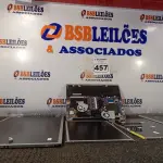 LOTE 457 - 01 PLACA MÃE DE NOTEBOOK E 04 TELAS DIVERSAS. (NO ESTADO) ATENÇÃO! FAZER A VISITAÇÃO ANTES DE ARREMATAR, NÃO SABEMOS SE FUNCIONA. LEILÃO NÃO TEM GARANTIA E NEM DEVOLUÇÃO, SUJEITO A POSSÍVEIS AVARIAS VISÍVEIS/OCULTAS E/OU AUSÊNCIA DE COMPONENTES.
