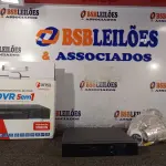 LOTE 450 - 01 DVR E 03 CÂMERAS DE SEGURANÇA. (NO ESTADO) ATENÇÃO! FAZER A VISITAÇÃO ANTES DE ARREMATAR, NÃO SABEMOS SE FUNCIONA. LEILÃO NÃO TEM GARANTIA E NEM DEVOLUÇÃO, SUJEITO A POSSÍVEIS AVARIAS VISÍVEIS/OCULTAS E/OU AUSÊNCIA DE COMPONENTES.