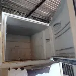 LOTE 482 - 01 GELADEIRA MARCA GE COM AVARIAS. (NO ESTADO) ATENÇÃO! FAZER A VISITAÇÃO ANTES DE ARREMATAR, NÃO SABEMOS SE FUNCIONA. LEILÃO NÃO TEM GARANTIA E NEM DEVOLUÇÃO, SUJEITO A POSSÍVEIS AVARIAS VISÍVEIS/OCULTAS E/OU AUSÊNCIA DE COMPONENTES.